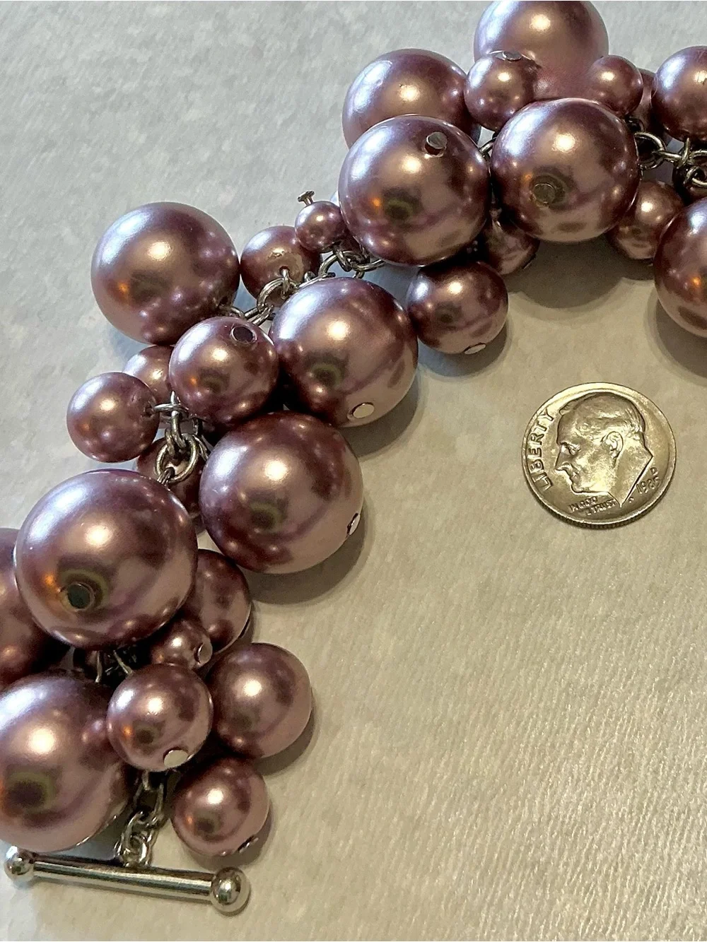 Vintage Pearlescent Mauve Chunky Bead Bracelet Charm Cha Cha Dangle MCM SZ 6.75 - Picture 6 of 8